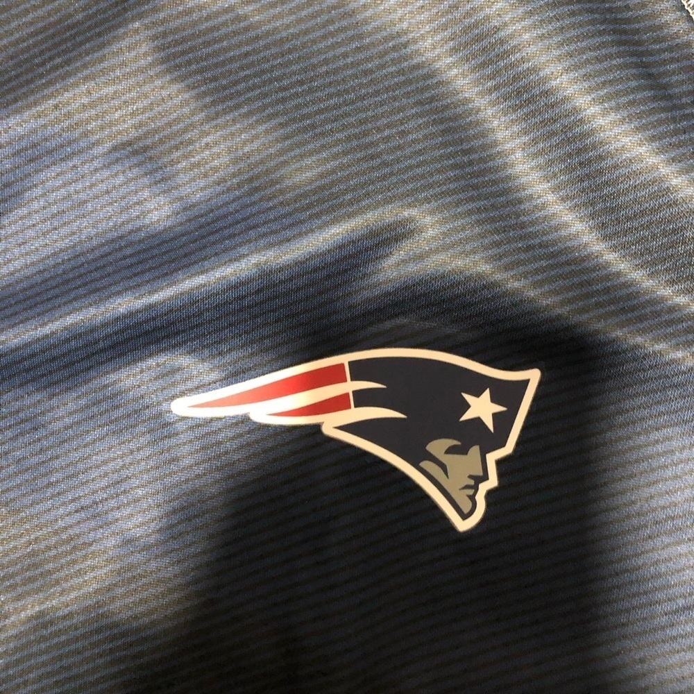 Majestic Therma Base New England Patriots Navy Blue Pullover Size XL - Picture 3 of 8